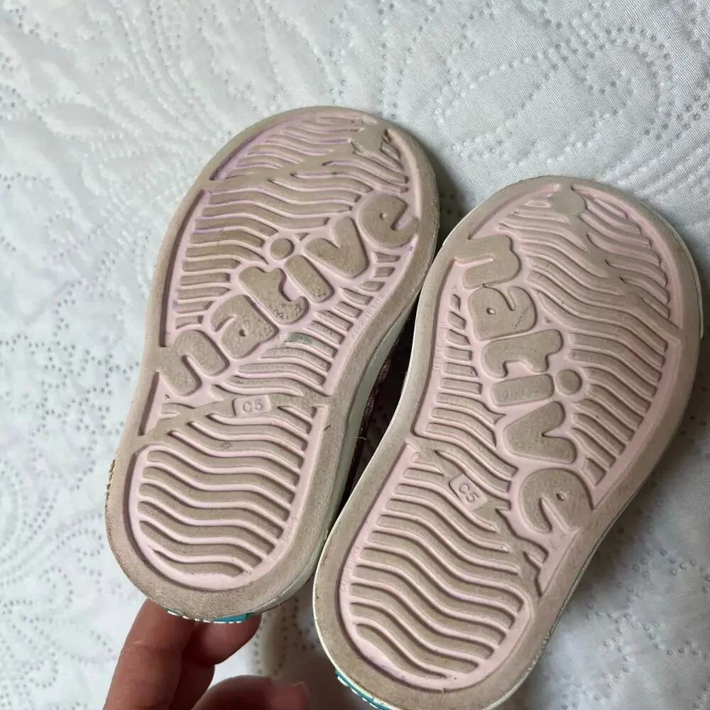 Native Jefferson Bling Glitter Sneakers Size 5